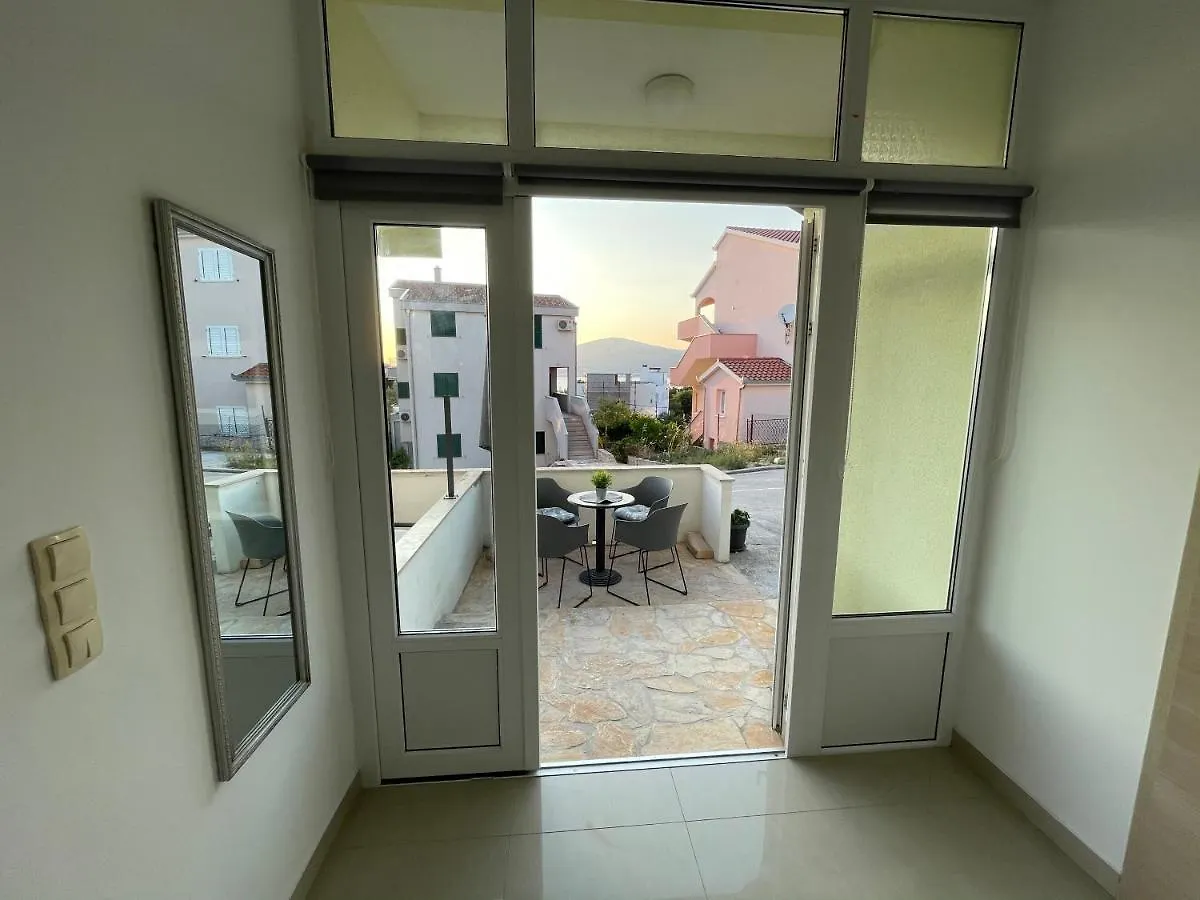 Apartments Luce Trogir
