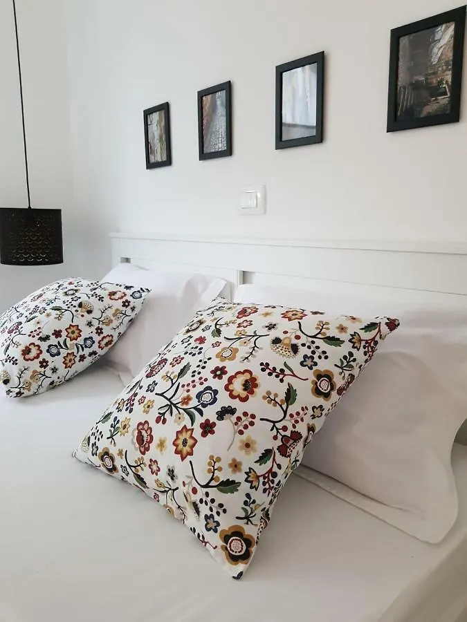 Apartments Luce Trogir
